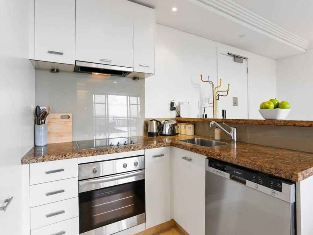 Bright One Bedroom Beauty With Balcony And Unbeatable Views Auckland Ngoại thất bức ảnh